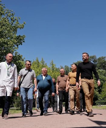 afa02111-59f0-4e0d-92b0-8a4a277a4780